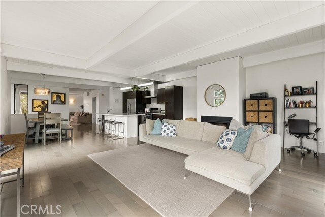 Photo - 3339 N Knoll Dr