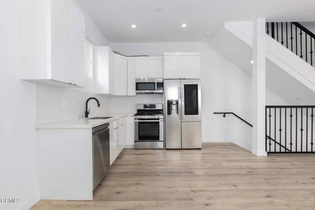 Photo - 4177 Normandie Ave