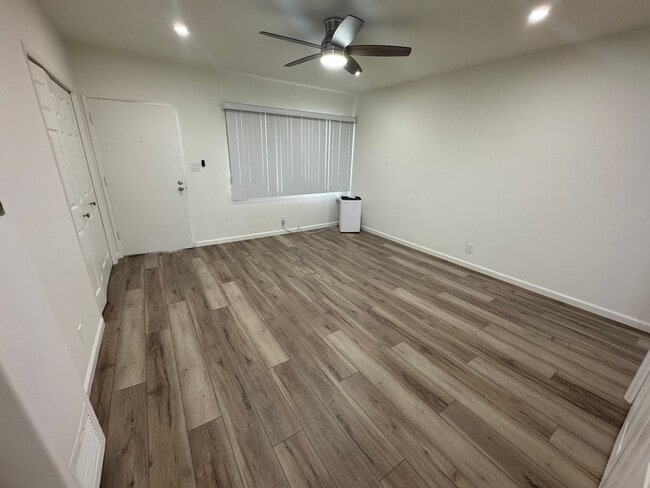 Photo - 820 S Rosemead Blvd Unit 203