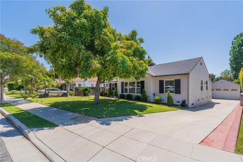 Building Photo - 1058 Kendall Dr