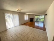 Photo - Spacious 2 Bedroom Signal Hill Condo for R...