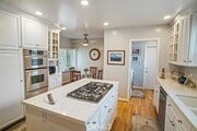 Photo - 10419 Bloomfield St