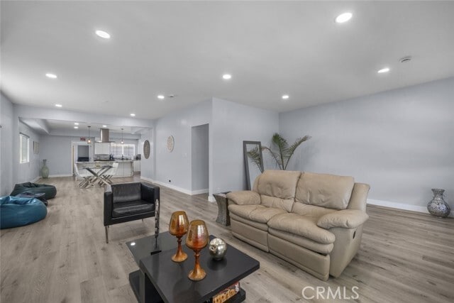 Photo - 1727 N Kenmore Ave