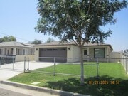 Photo - Immaculate Single Story Like New House