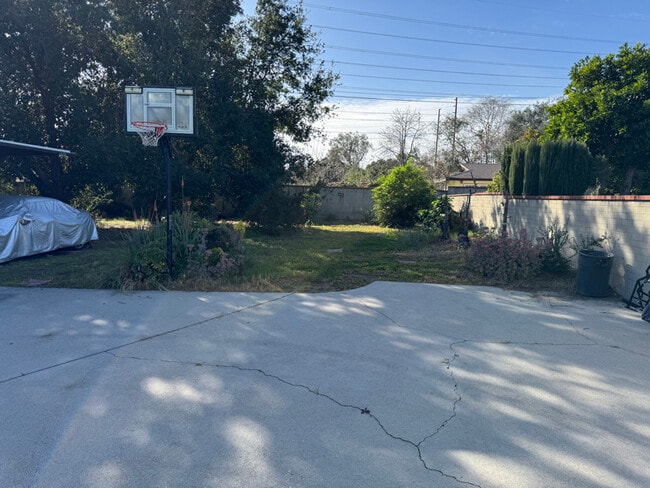 Photo - 7151 N Muscatel Ave