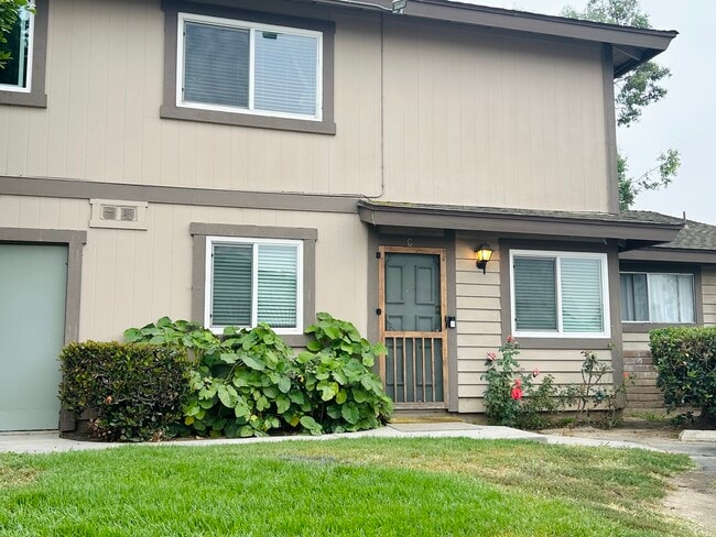 Photo - 1721 Normandy Pl Unit C