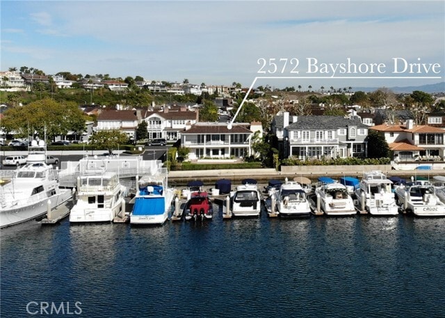 Building Photo - 2572 Bayshore Dr