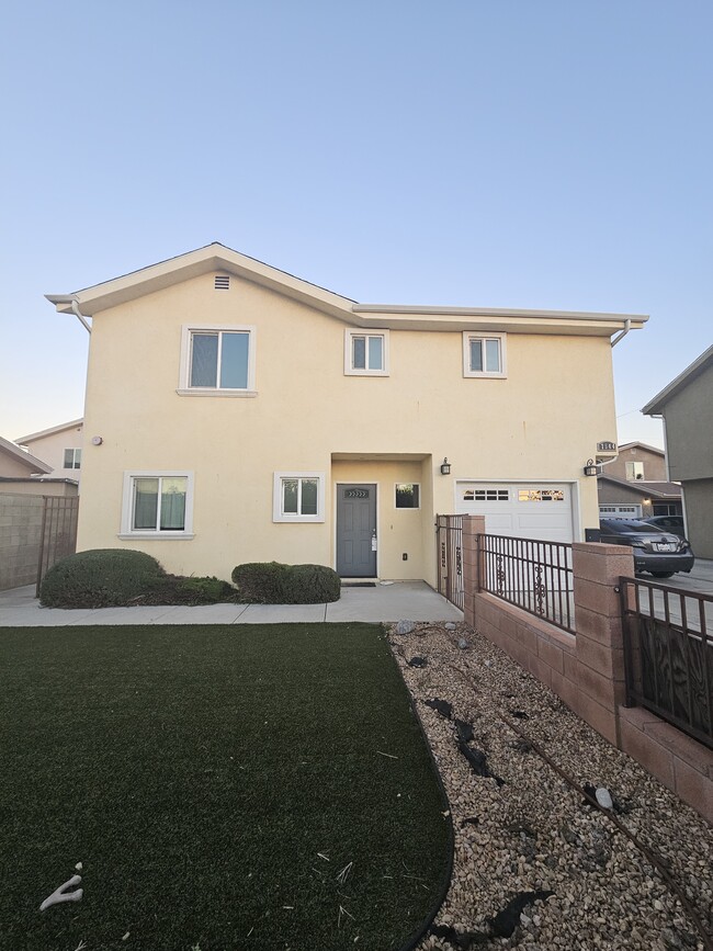 Photo - 7544 Denny Ave