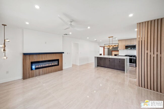 Photo - 2435 Wayne Rd