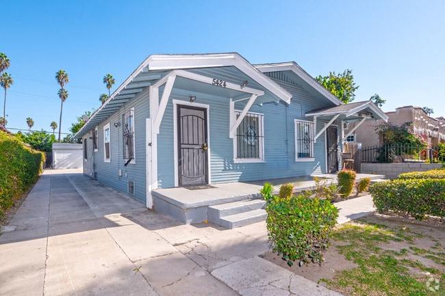 Building Photo - 5424 S Van Ness Ave Rental