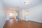 Photo - 74 Elm Dr