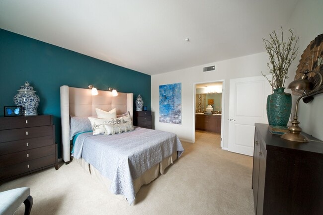 Photo - Lexington at Fedora