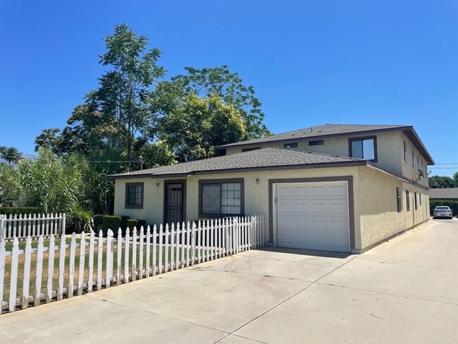 3 bedroom, 2 bath Beaumont Beauty - 3 bedroom, 2 bath Beaumont Beauty Apartment Unit #2