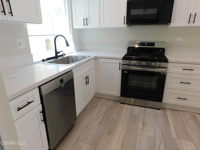 Photo - 559 Stoney Peak Ct