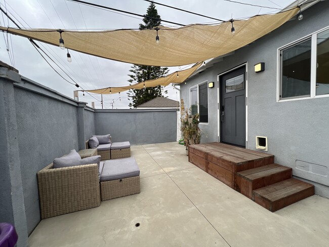 Building Photo - 2298 Termino Ave