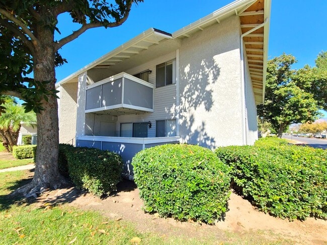 Building Photo - Nice 1-Bedroom Condo in Redlands!