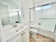 Photo - 5226 Lexington Ave Unit 28