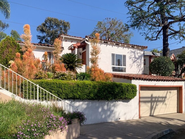 Building Photo - Gorgeous & Updated 3 bed Storybook Spanish House in Silverlake w/Views!