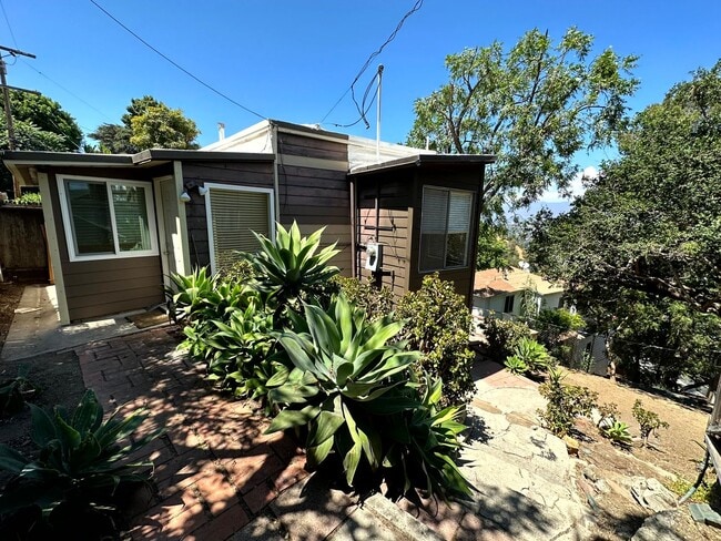 Photo - Charming house 1 bed - 1 bath with Fantastic Views in Elysian Heights/Echo Park
