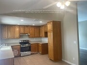 Photo - 895 W 59th St