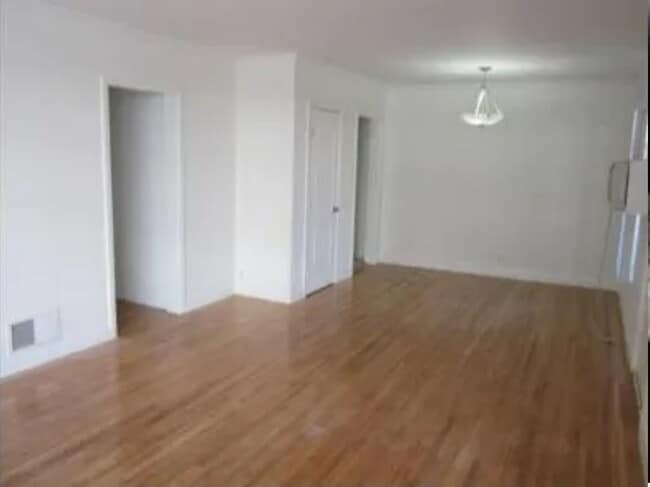 Photo - 8418 Fountain Ave Unit B