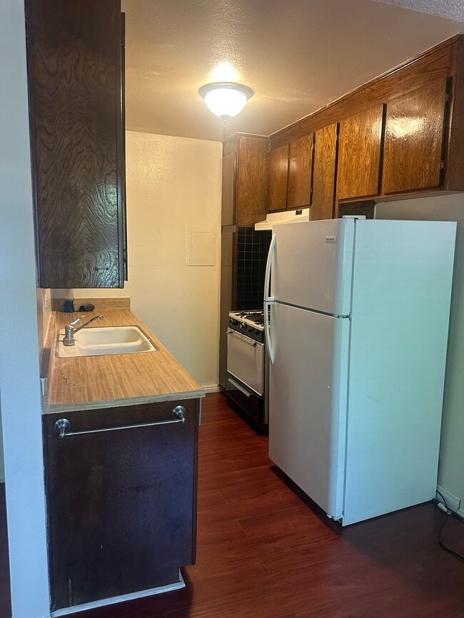 Photo - 15524 Sherman Way Unit 213
