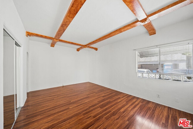 Photo - 153 Crescent Dr Unit 3