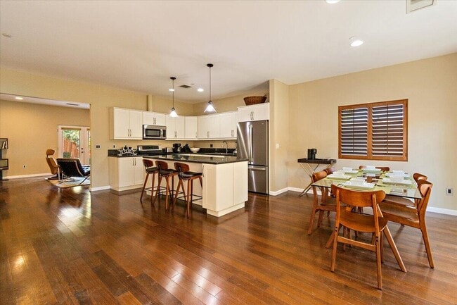 Photo - 54277 Avenida Diaz