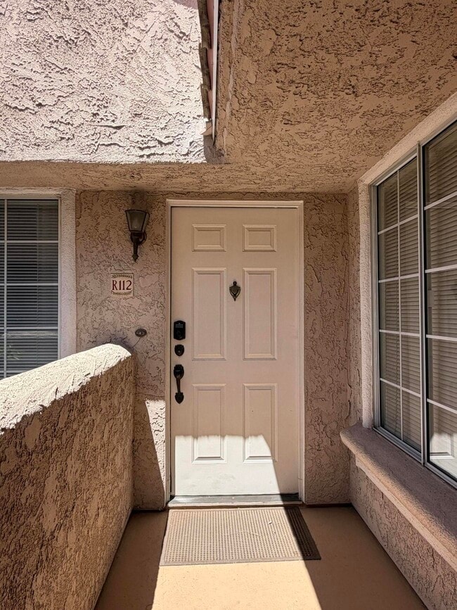 Photo - 505 S Farrell Dr Unit R112