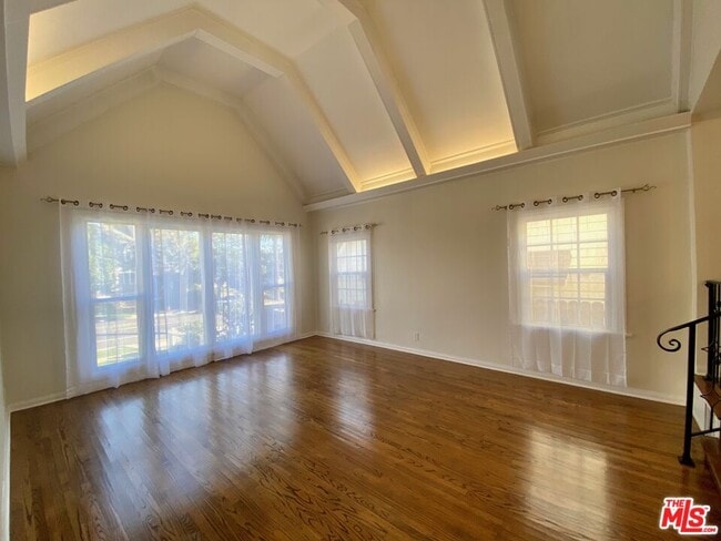 Building Photo - 2941 Motor Ave