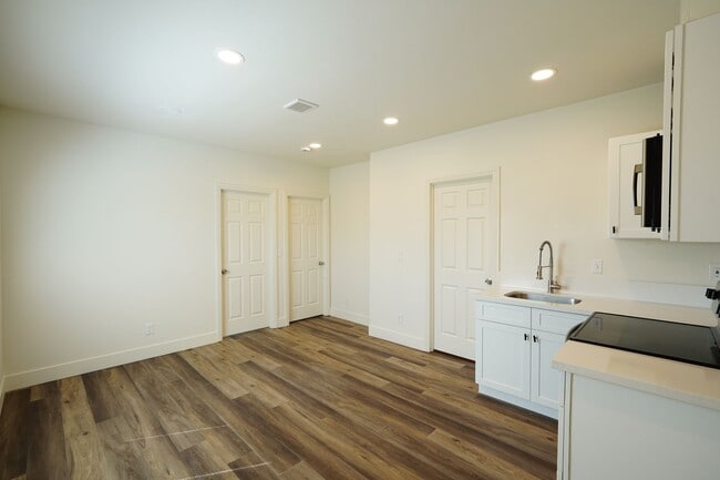 Photo - 241 E Etiwanda Ave Unit 241 East Etiwanda Avenue #3