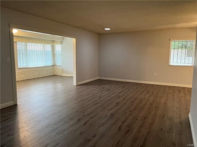 Photo - 26575 McCall Blvd