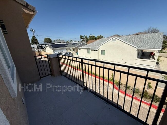 Photo - 7641 14th St