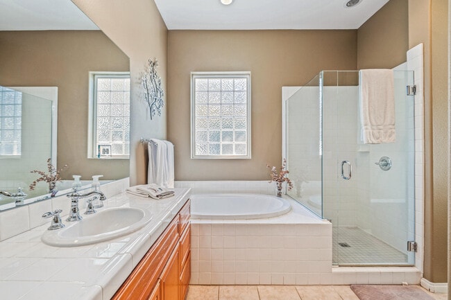 Photo - 80897 Cll Azul