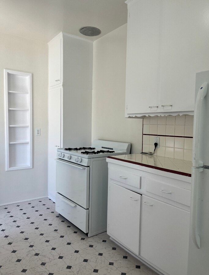 Photo - 918 S Averill Ave Unit 918