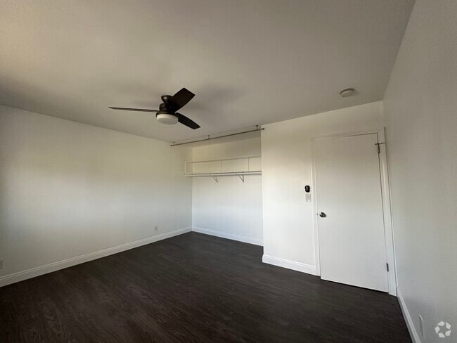 Building Photo - 827 N Avenue 57 Unit 2 Rental