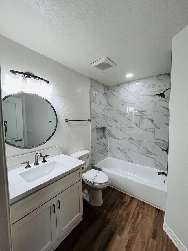 Photo - Meridian Apartments