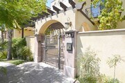 Photo - 347 W Milford St Townhome