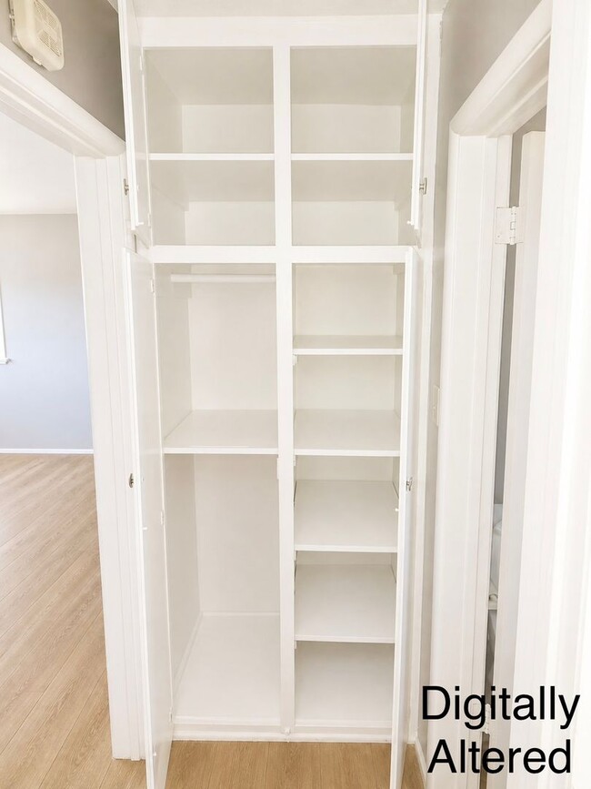 Photo - 1481-1481 1/2 W Grand Ave Unit 1475 -1481 1/2 W Grand Ave