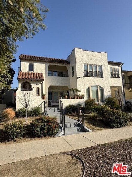 Photo - 1112 Meadowbrook Ave