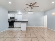 Photo - 1116 E 1st St Unit 1116