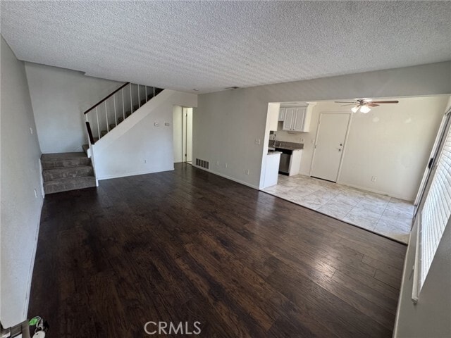 Photo - 16748 Cedarwood Cir