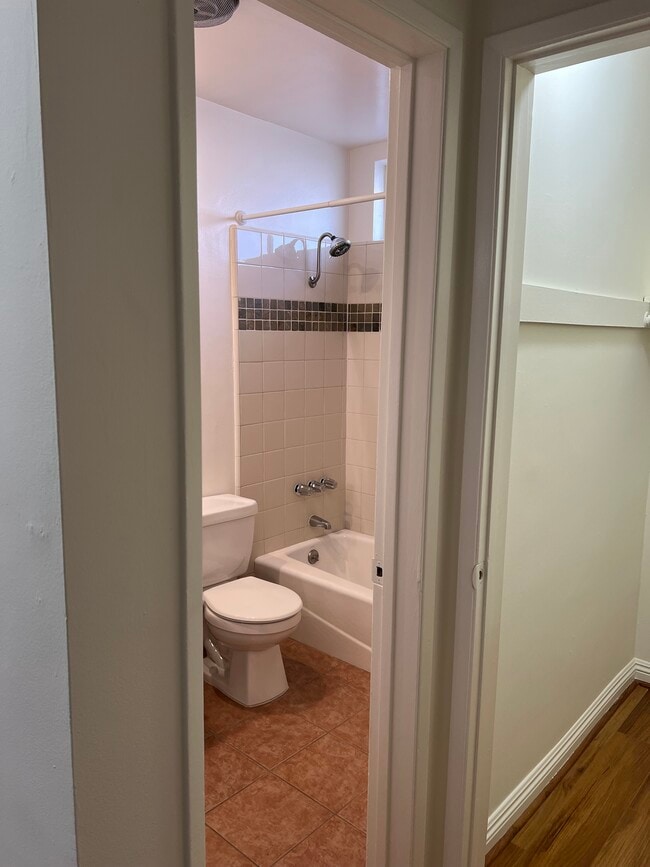 Photo - 1616 Armacost Ave Unit 8