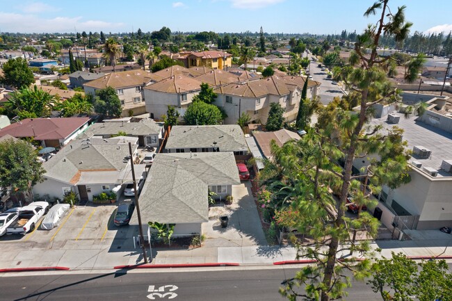 Photo - 6444 Gage Ave Unit 6444 12