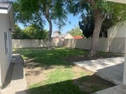 Large shaded enclosed backyard - 5457 Beck Ave House
