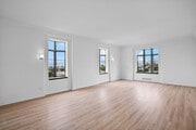 Photo - 1314 Hayworth Ave Apartment