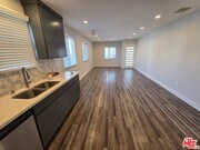 Photo - 1255 N Kingsley Dr