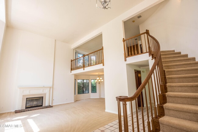 Photo - 5627 Middle Crest Dr