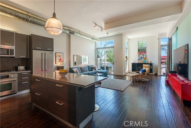 Building Photo - 13320 Beach Ave Unit 301
