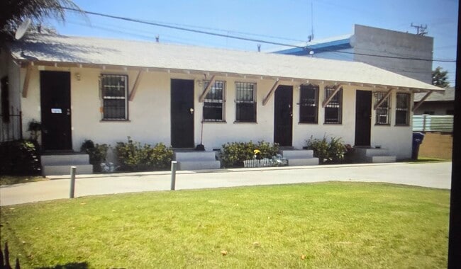 Building Photo - 5723 Loveland St Unit 5723